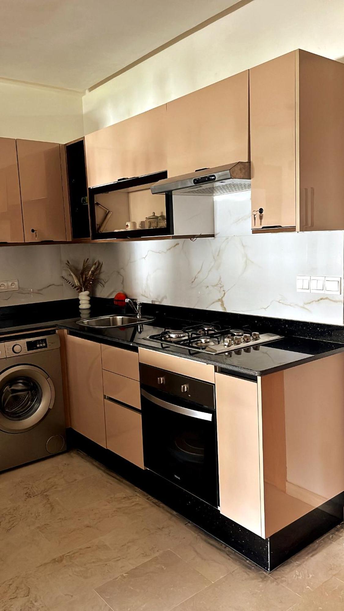 Elegant Appartement Avec Un Acces Piscine Jardin Parking Sous-Sol Et Wifi Haut Debit Fibre Optique Танжер Екстер'єр фото